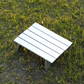 Портативный встроенный пляжный столик Стол для пикника для кемпинга на открытом воздухе Складной столик из алюминиевого сплава Уличный складной столик